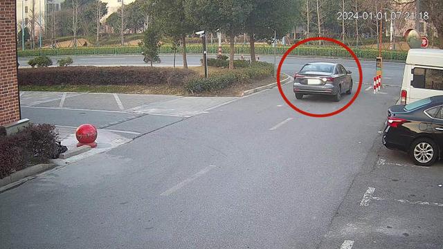網(wǎng)約車司機“跟車”逃停車費29次被刑拘